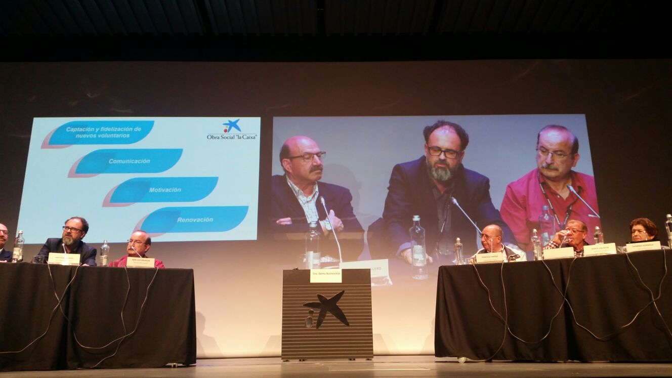 Encuentro de Asociaciones de Voluntariado de Personas Mayores de Obra Social La Caixa de Sevilla Conferenciantes del encuentro en La Caixa de Sevilla