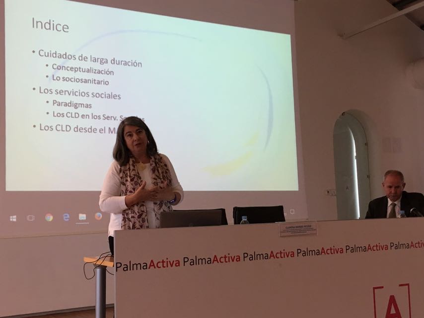 Jornada: 'Nuevos retos de los servicios sociales: la atención centrada en la persona (Palma de Mallorca)' Clarisa Ramos-Feijoó en la jornada Atenzia de Palma de Mallorca