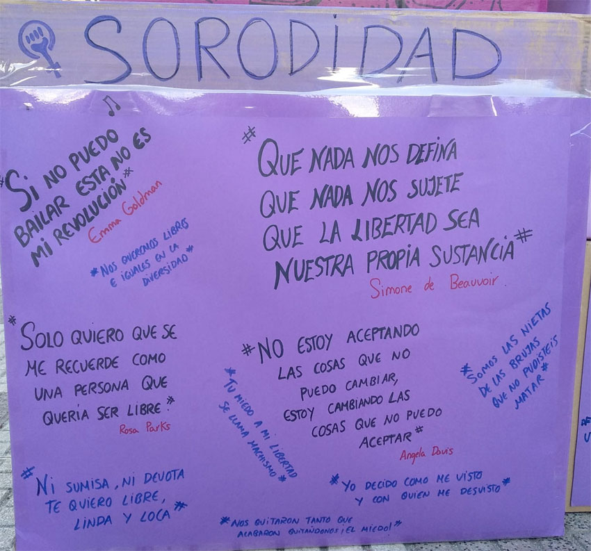 Fundación Pilares 'Constuyendo por la igualdad' con EnREDate Chamberí Cartel frases