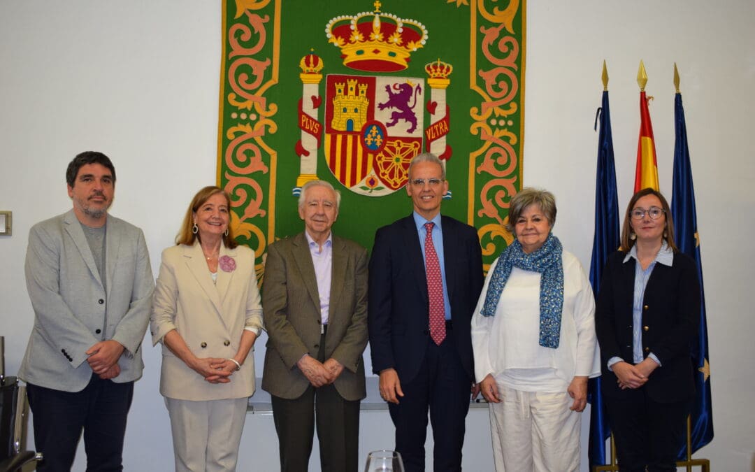 La presidenta de la Fundación Pilares participa en el primer encuentro entre la PMP y la FEMP para promover la defensa de los derechos de las personas mayores en la política local